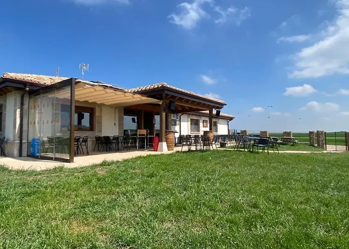 Albergue De Peregrinos Fuente Sidres Burgo